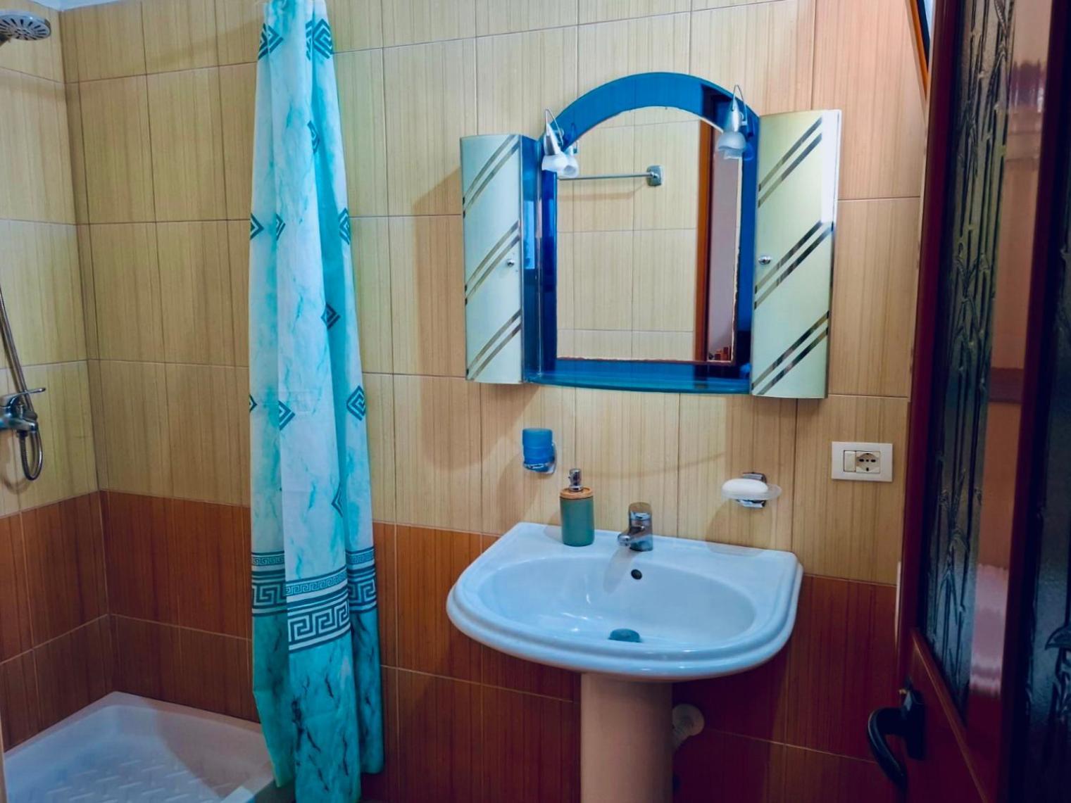 Mina Leilighet Durrës